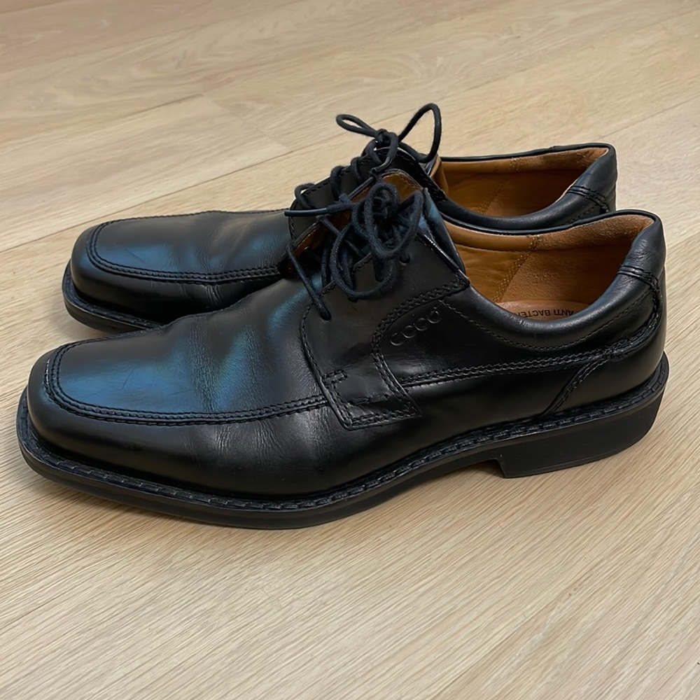 Men’s Ecco Seattle Apron Toe Shoe Black, size 43